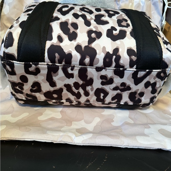 Dagne Dover Landon Carryall Leopard Small - Picture 6 of 6